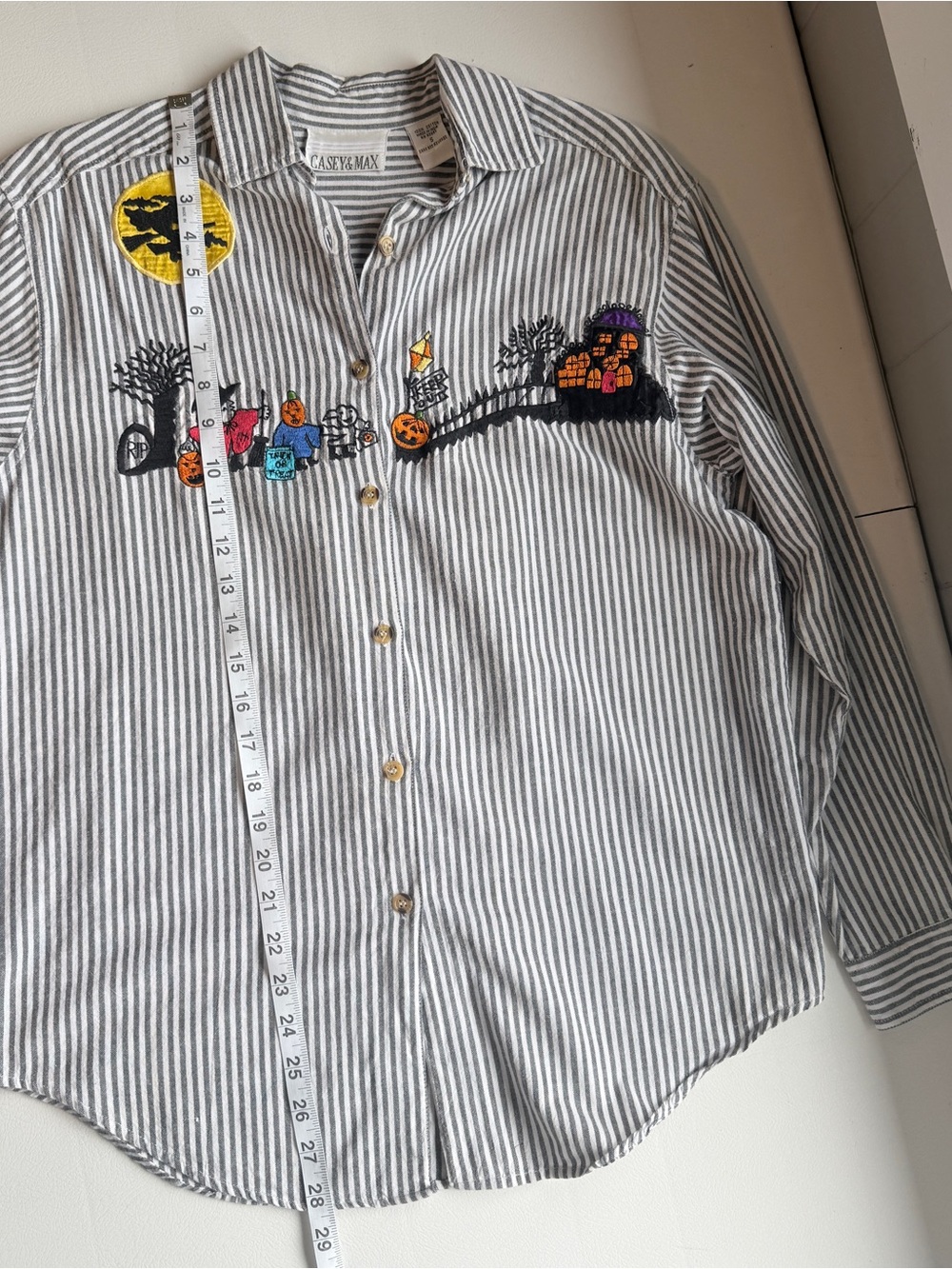 Casey & Max Halloween Embroidered Haunted House Stripe Button Shirt Size Small - Picture 11 of 11